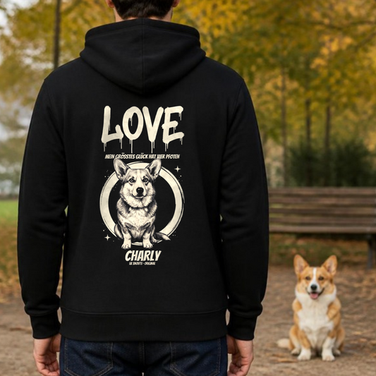 Getragenes Mockup Love Hoodie Rueckseite mit Corgi